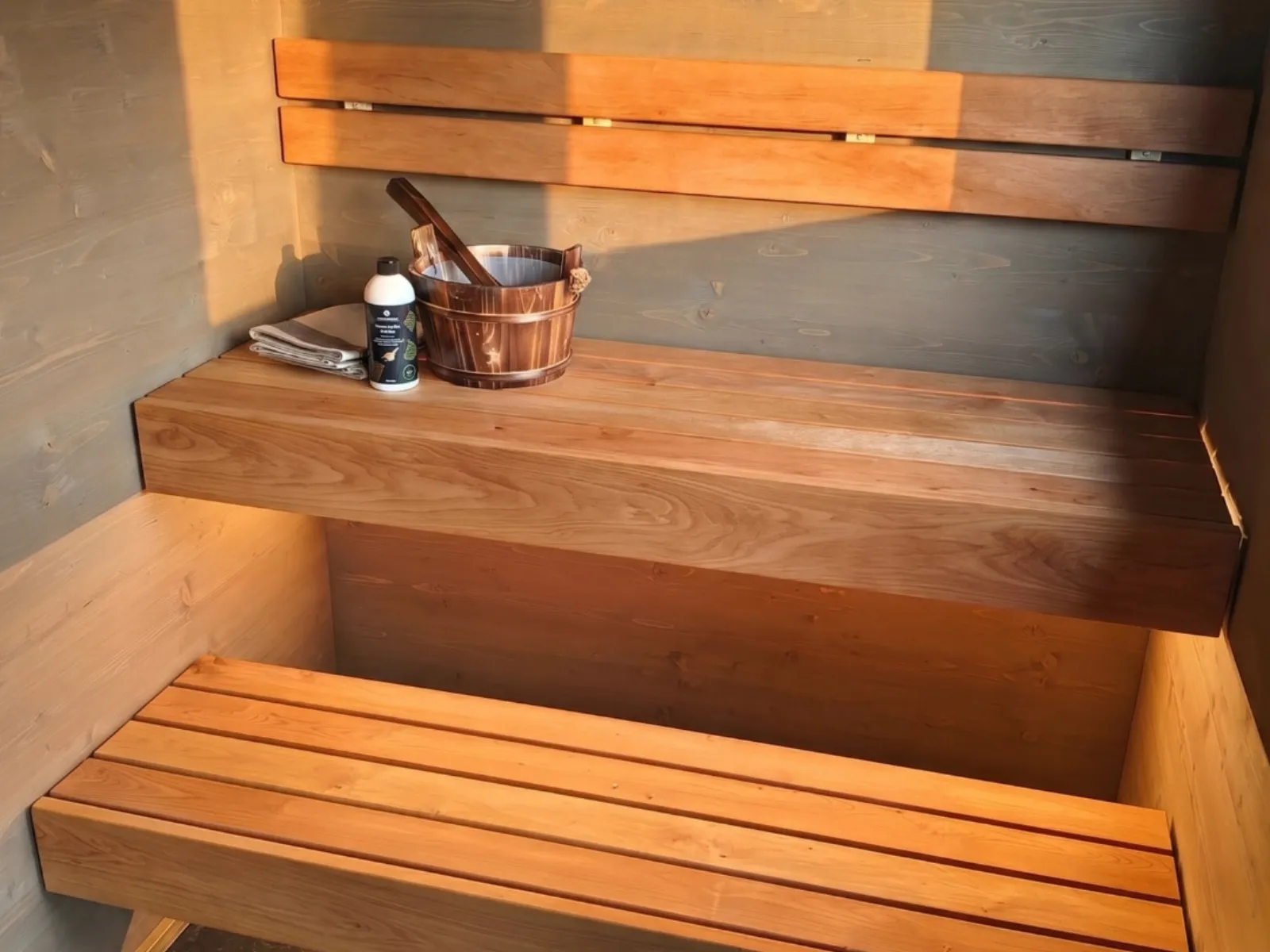 lapelland-sauna-xs-classic-sauna-benches